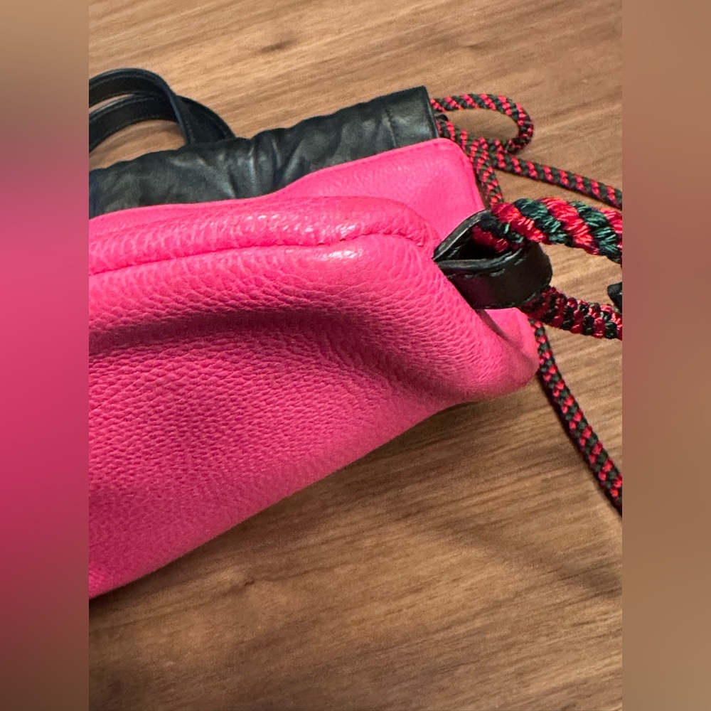 Gucci Small Pink Drawstring Backpack Rucksack - image 8